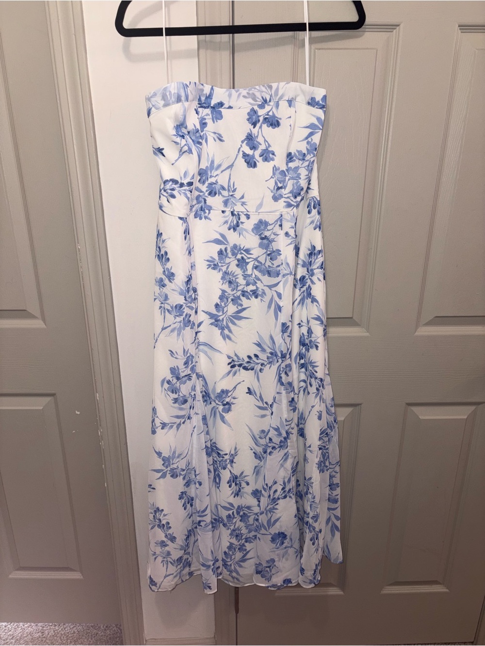 Abercrombie & Fitch White Strapless Dress with Blue Floral Print